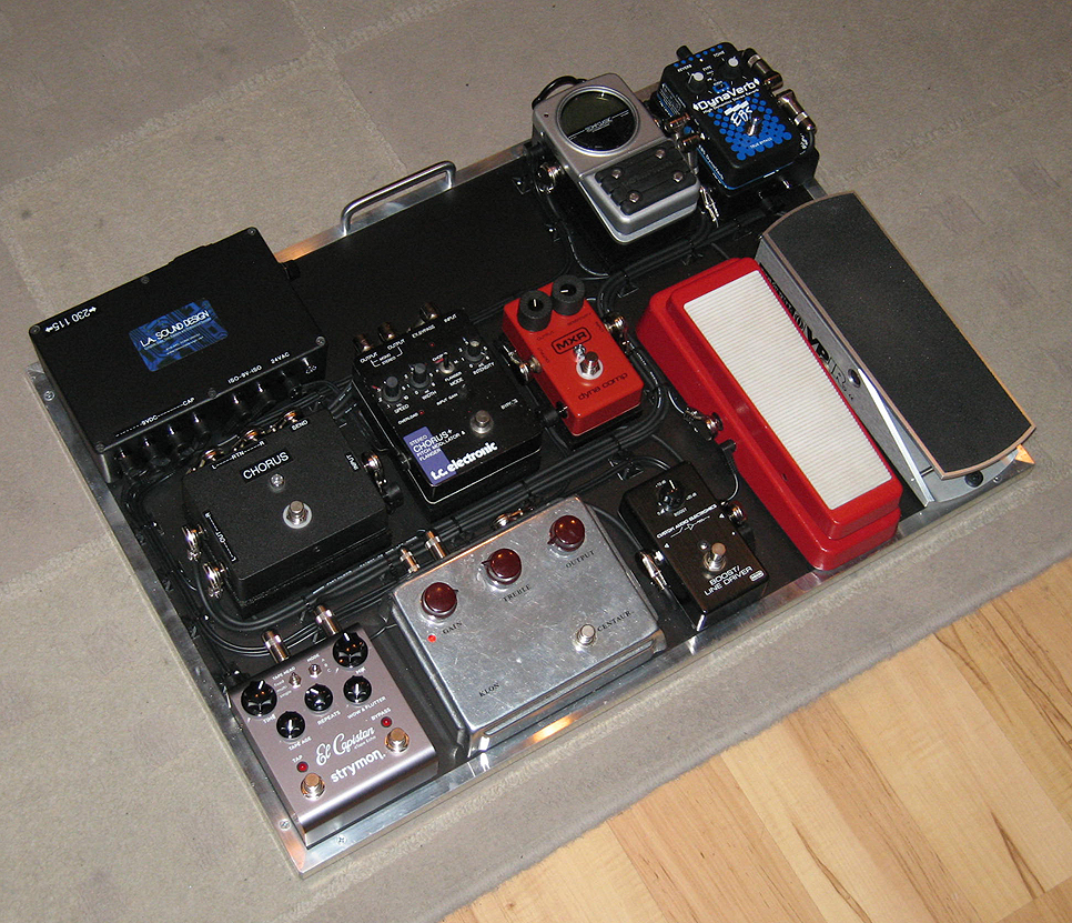 neat pedalboard